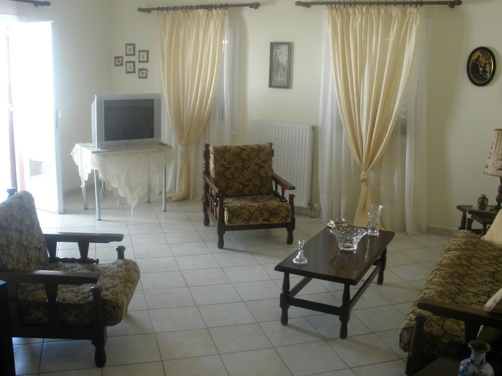 Pension Lagoudera Naxos City Zimmer foto